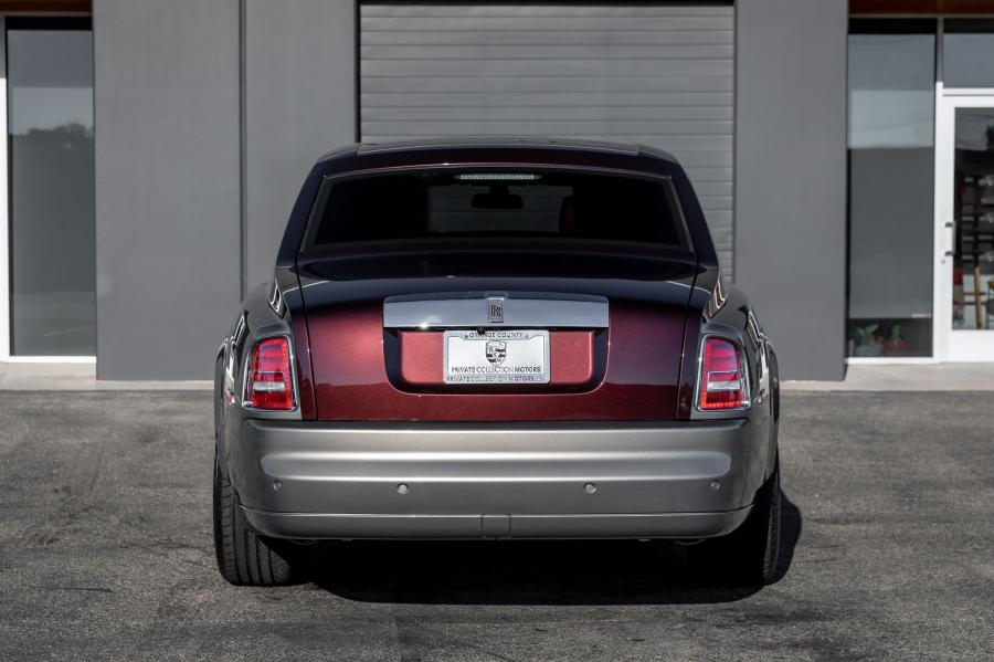  Rolls-Royce Phantom EWB 2007 года  (NA) (фото 8 из 105)